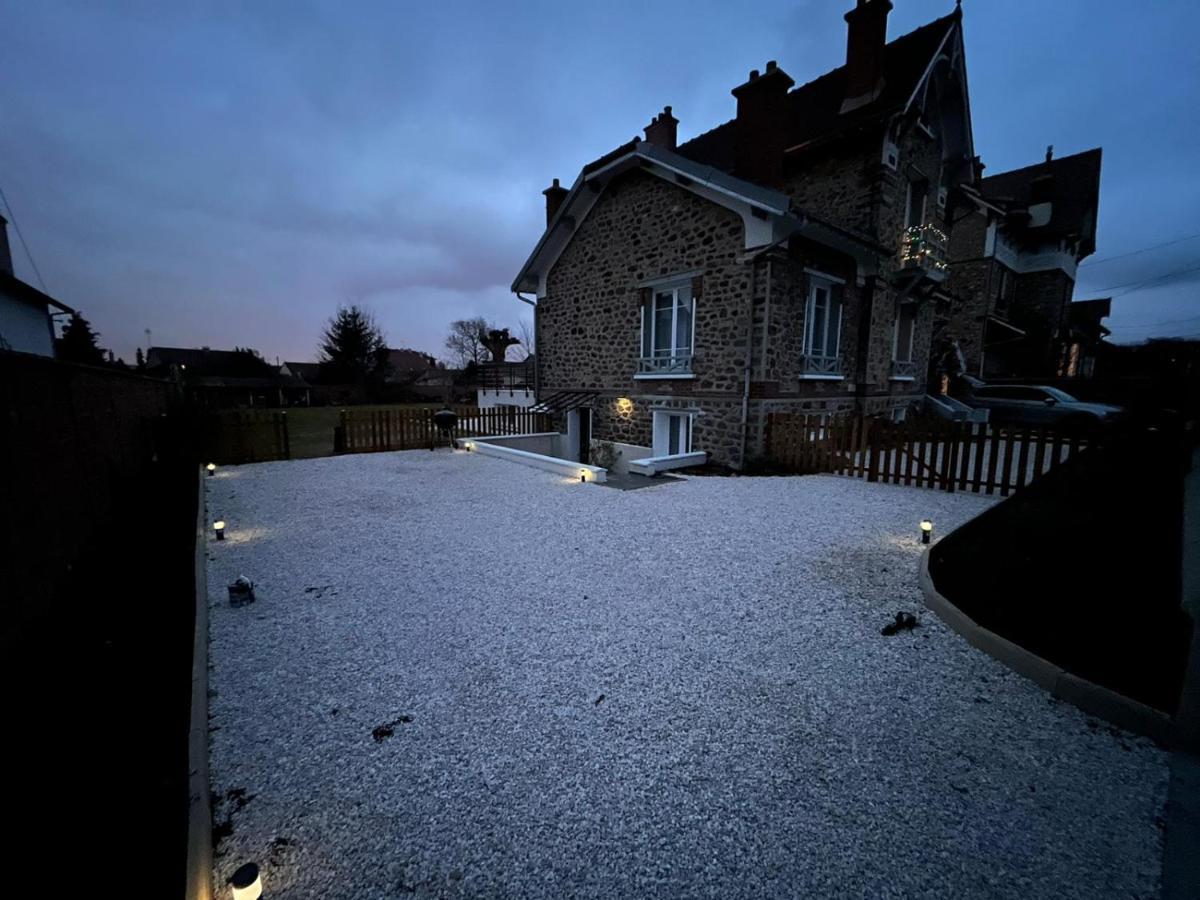 Calme Absolu, Terrasse Et Parking Entre Paris Et Disney Vaires-sur-Marne Exterior foto